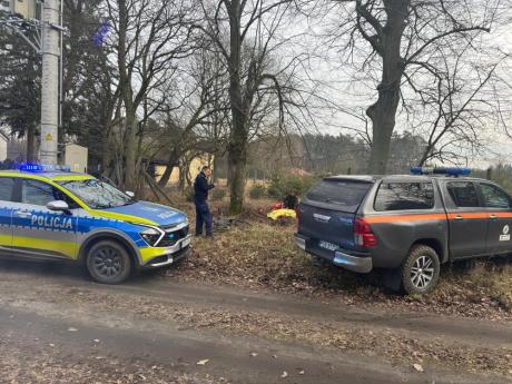 Pierwsza Pomoc na Patrolu Leśnym – Strażnicy Leśni z Nadleśnictwa Czerniejewo Pomagają Poszkodowanym